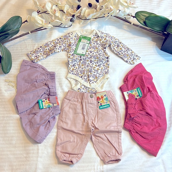 Gerber Other - 0-3 months clothing bundle